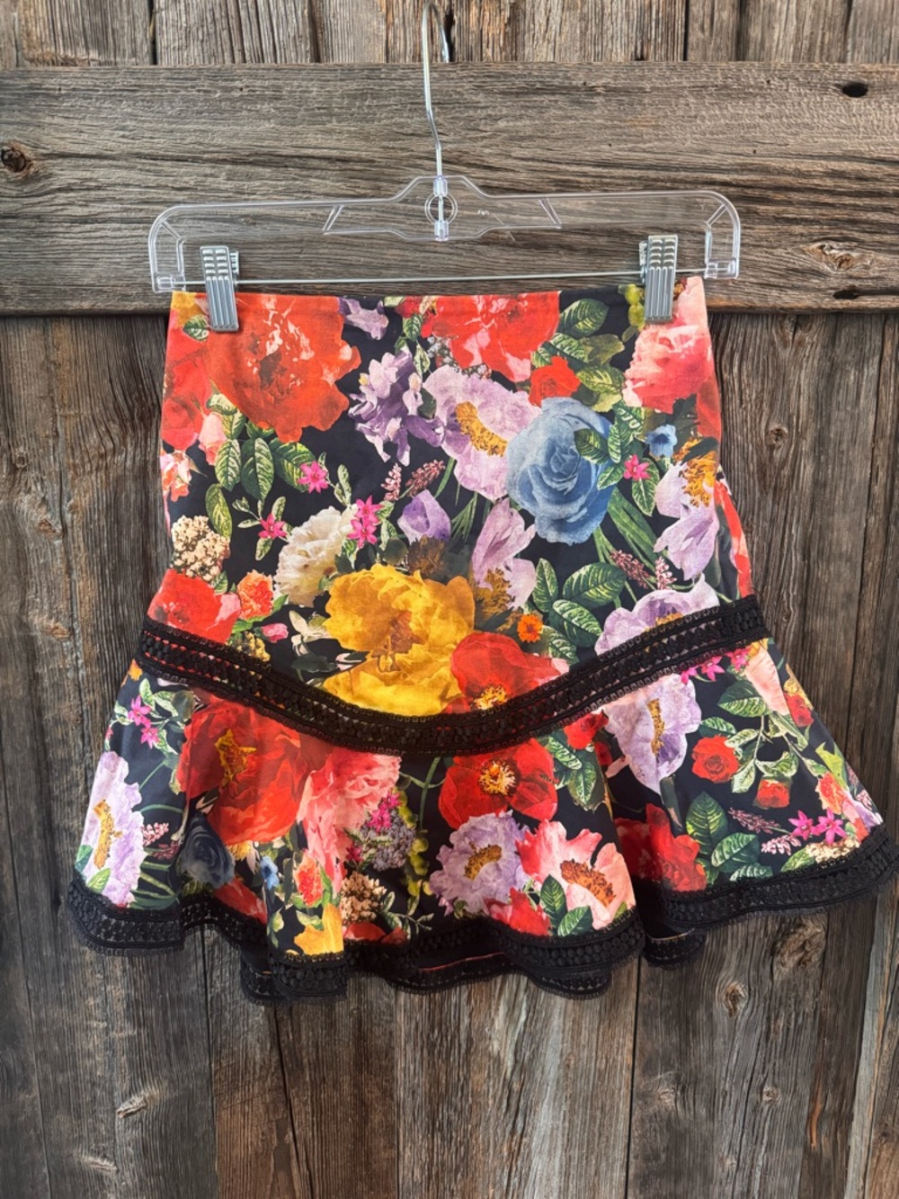 Alice + Olivia Eriko Floral Lace Trim Skirt Size 0 Garden Print Flare Mini - Picture 3 of 8